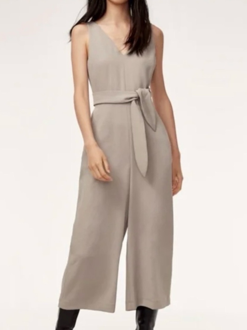 Aritzia Wilfred Écoulement V-neck Jumpsuit